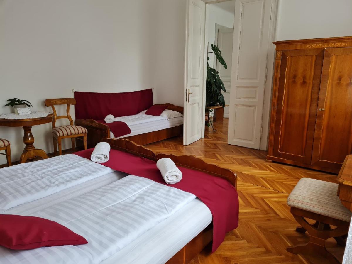 Tulipanvendeghaz Hotell Keszthely Eksteriør bilde