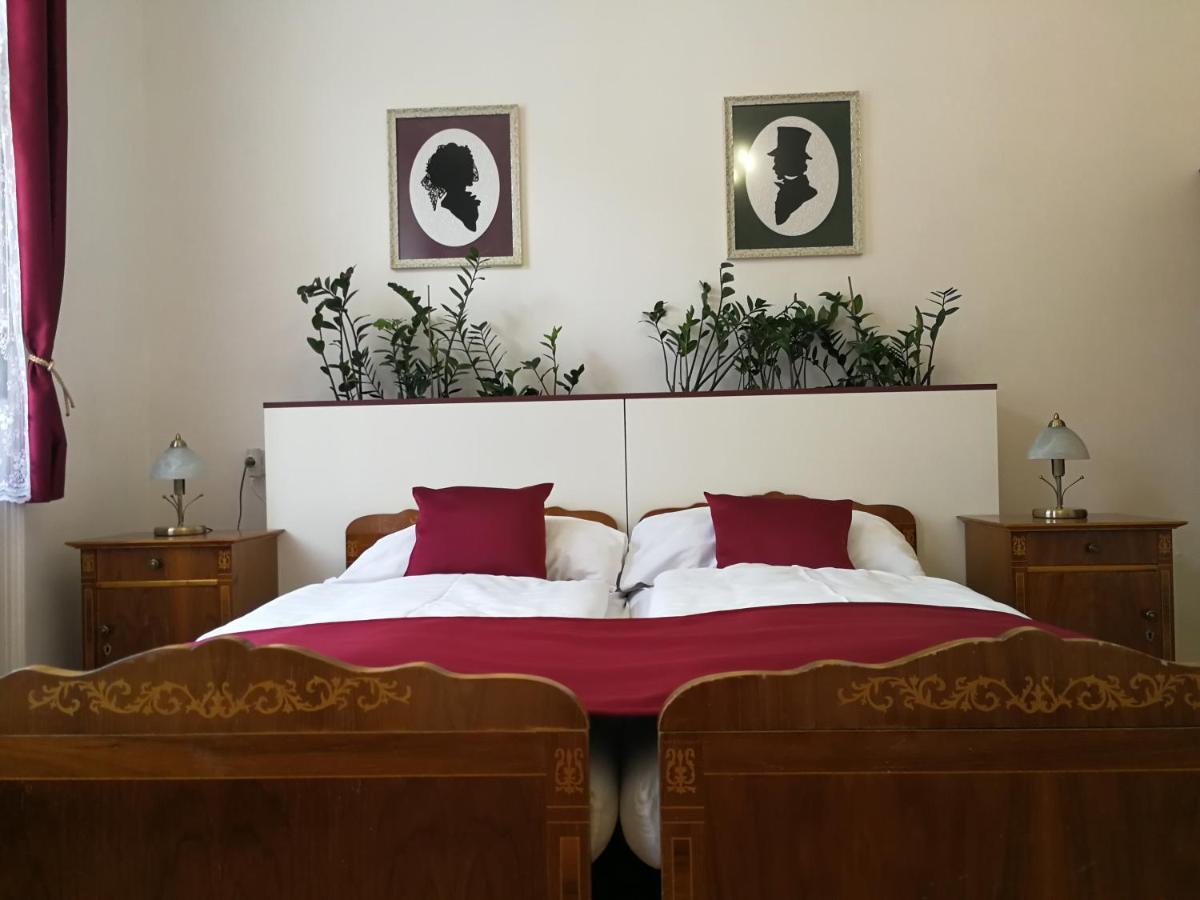 Tulipanvendeghaz Hotell Keszthely Eksteriør bilde